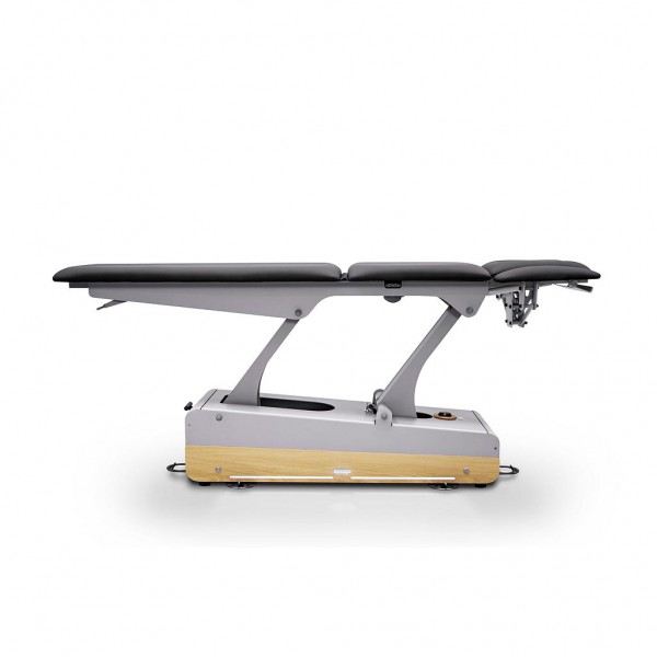 Elektrische Physiotherapieliege Swop 5 Pro Physio: fünfteilig, höhenverstellbar 48-90 cm, 200 kg, individuell anpassbare und nahtlose Polsterung Elektrische Physiotherapieliege Swop 5 Pro Physio: fünfteilig, höhenverstellbar 48-90 cm, 200 kg, individuell anpassbare und nahtlose Polsterung